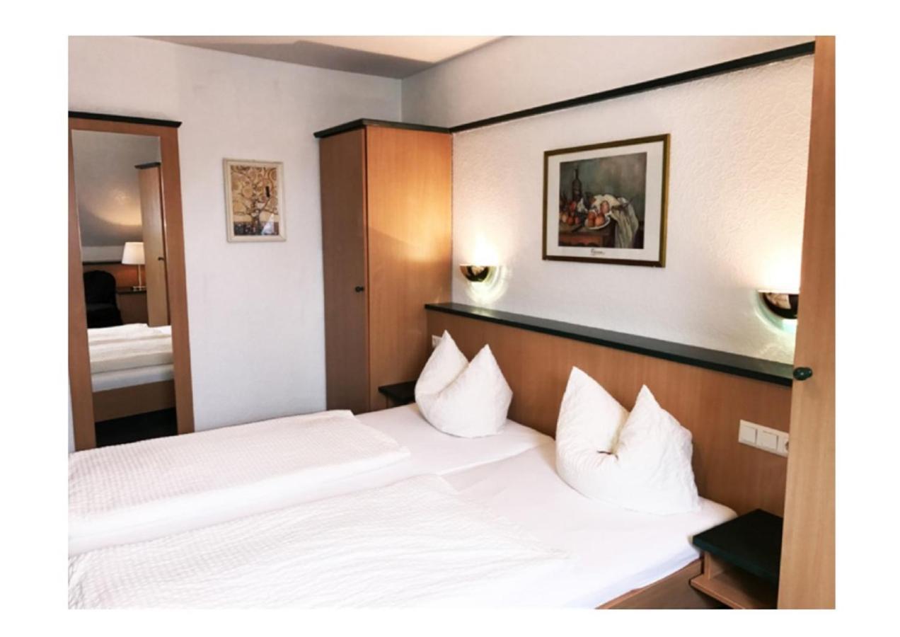 Hotel-Landgasthof Gruener Baum - Dittigheim Tauberbischofsheim Bagian luar foto
